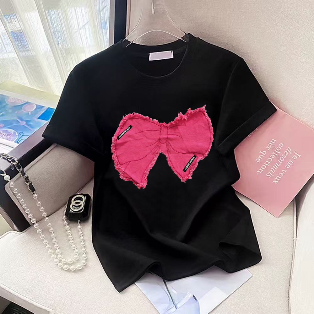 Street Fashion Shanghai - ローズレッドデニム蝶ネクタイOネック半袖Tシャツゆったり2025新作ハーフスリーブデザインセンスニッチサマー