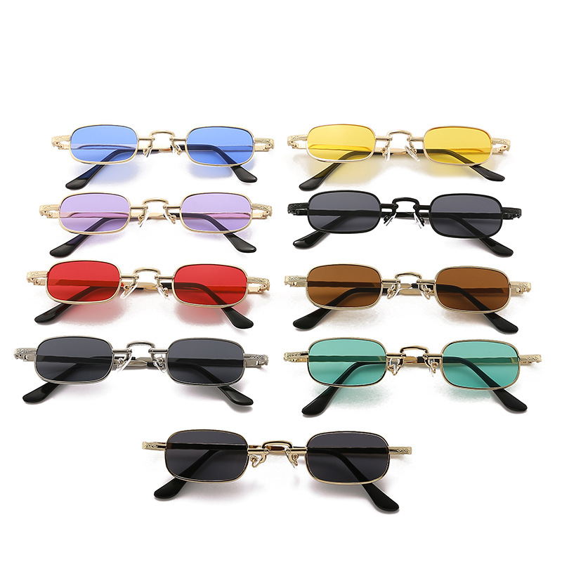 Street Fashion Glasses - 新しいスモールフレームスクエアサングラス、トレンディでカラフルな男女兼用メタルサングラス、夏のファッションストリートフォトグラフィーグラス
