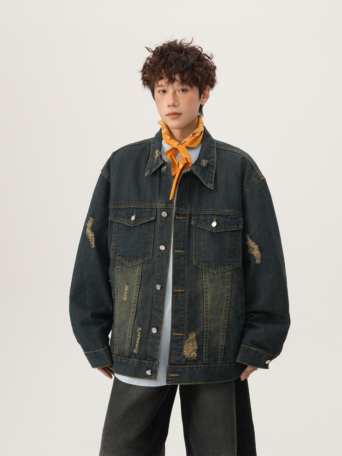 アメリカンハイストリート リップドデニムジャケット 秋のカジ - Street Fashion Denim のレビューと価格